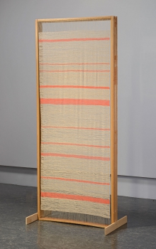 Closed Open (Striated)